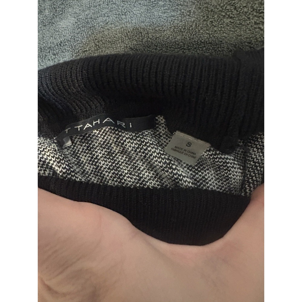 Tahari Mock Long Sleeve Black & White Houndstooth Cozy Preppy Sweater S - Picture 3 of 3